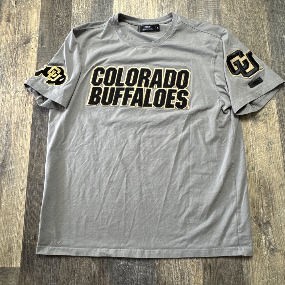 Colorado Buffaloes Pro Standard Short Sleeve Size XL Grey Patches